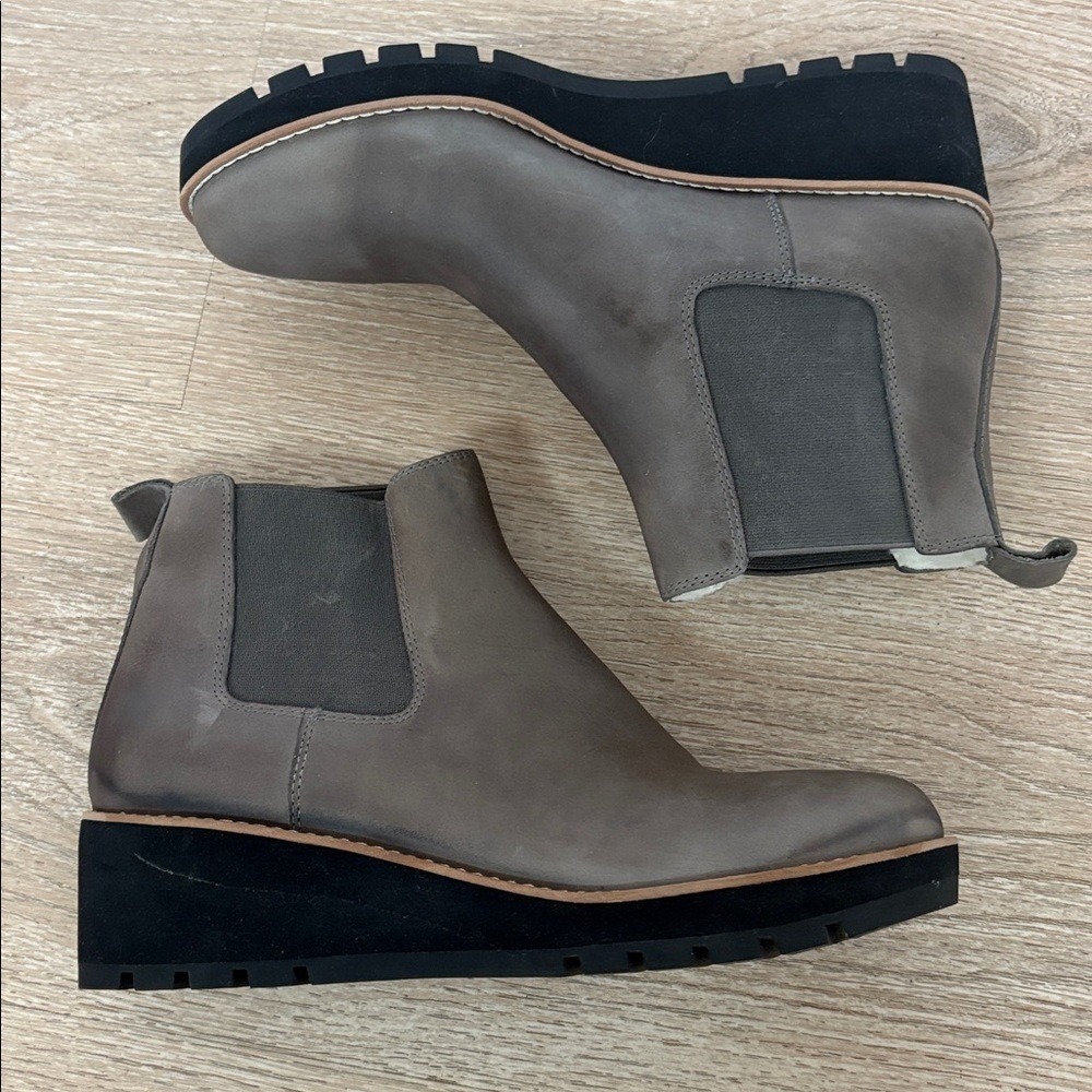 Eileen Fisher Shearling Lined Chelsea Wedge Ankle Boots Size 10 - Picture 8 of 16